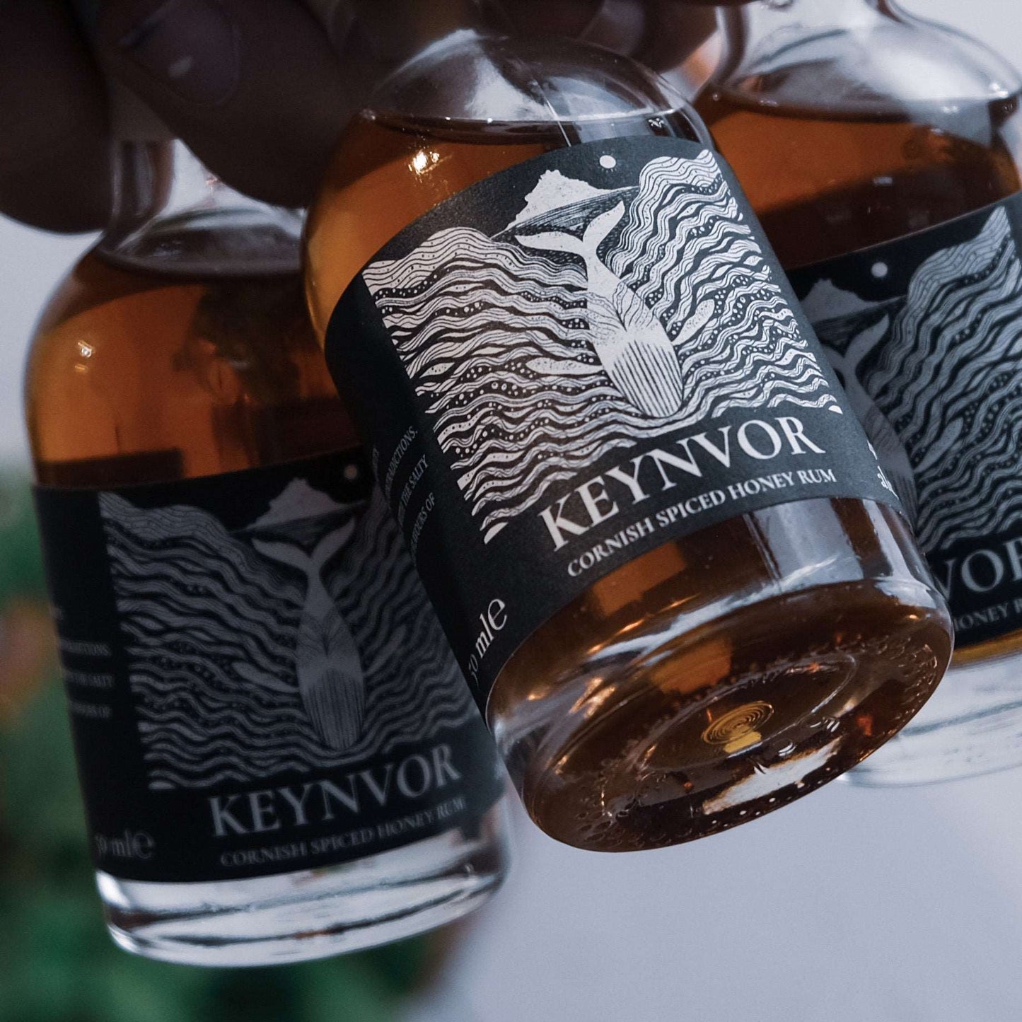 Spiced honey rum miniatures from Cornwall