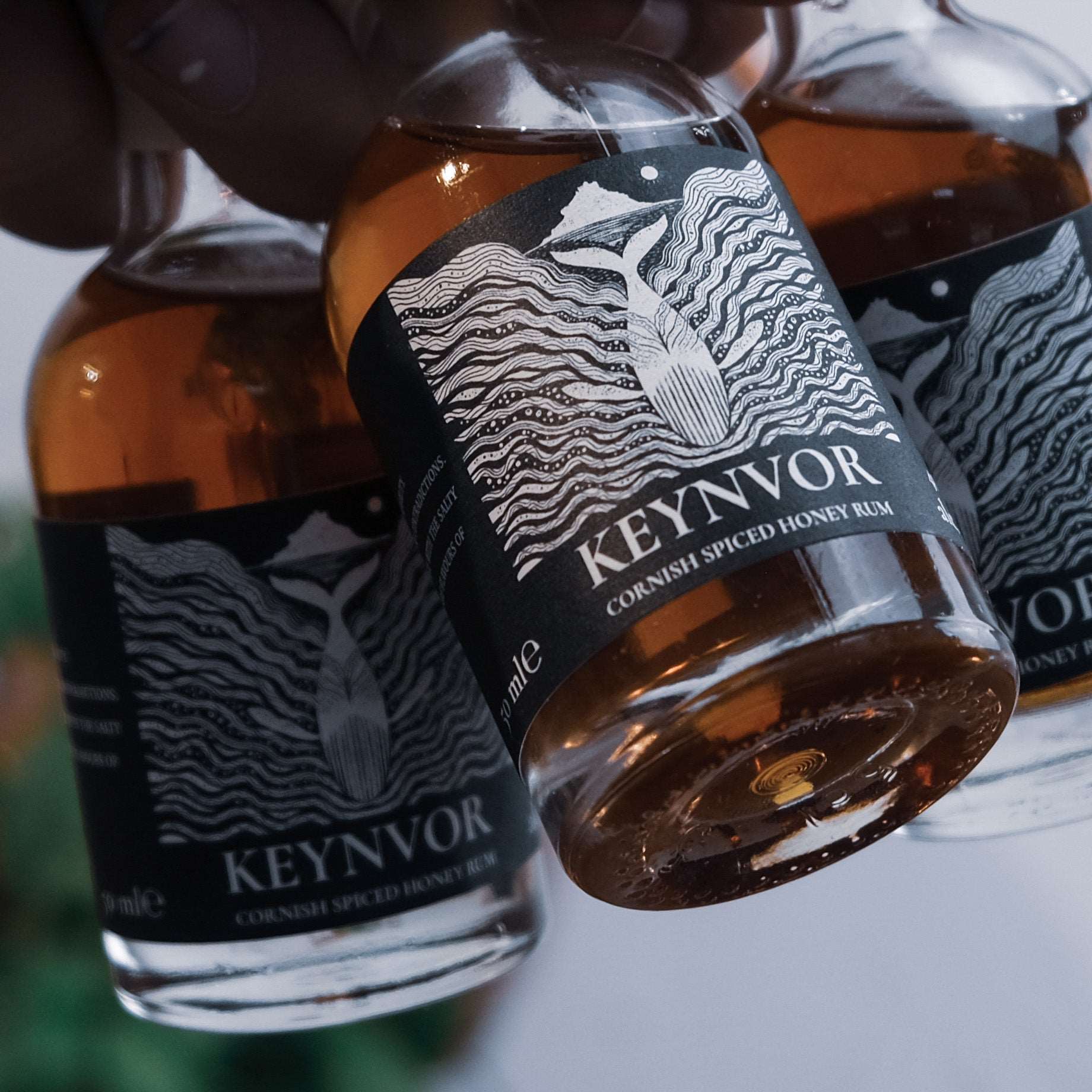 Spiced honey rum miniatures from Cornwall